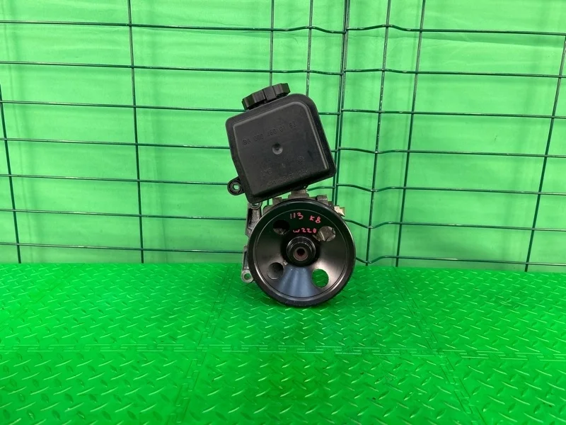 Насос гидроусилителя руля Mercedes-Benz W220