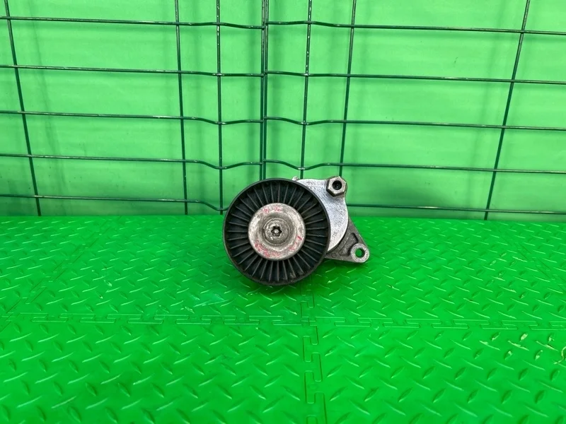 Натяжитель приводного ремня Mercedes-Benz W211