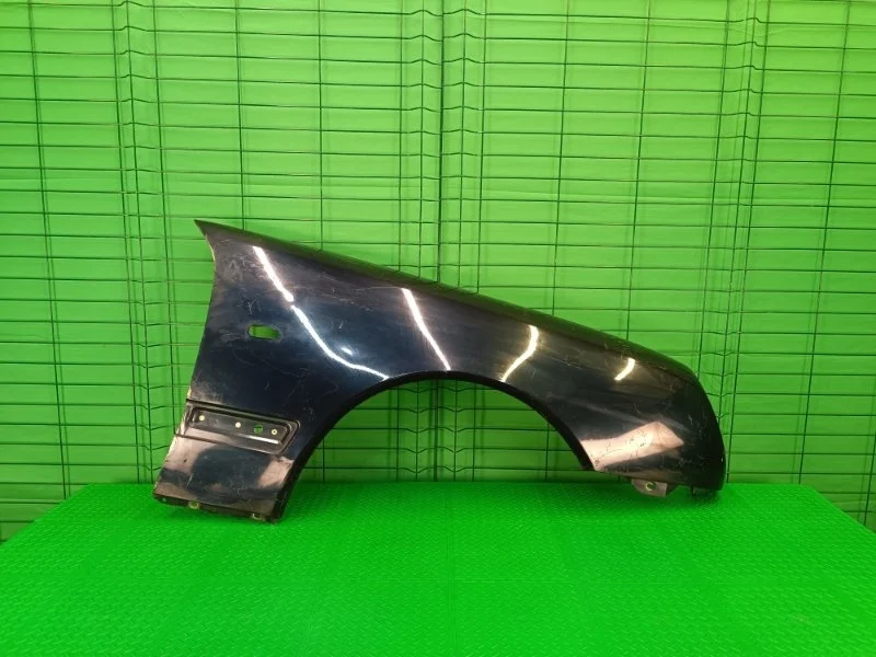 Крыло Mercedes-Benz 1998 W210