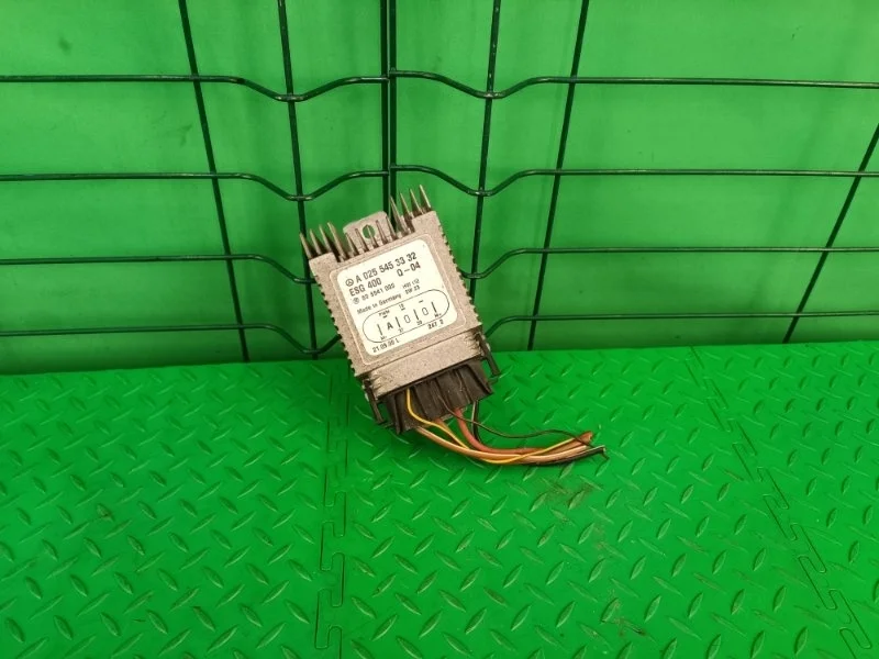 Блок управления вентилятором Mercedes-Benz W210