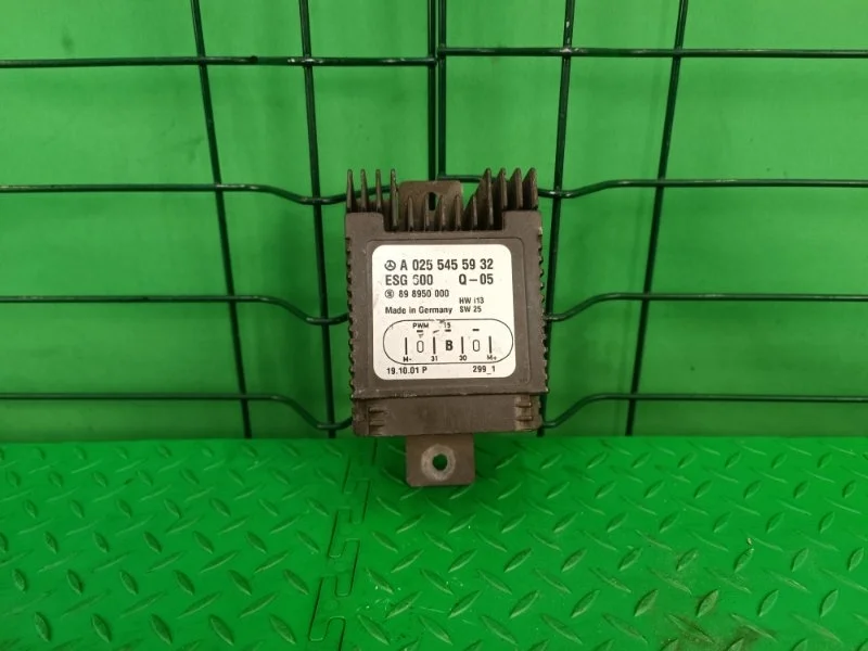 Блок управления вентилятором Mercedes-Benz W210