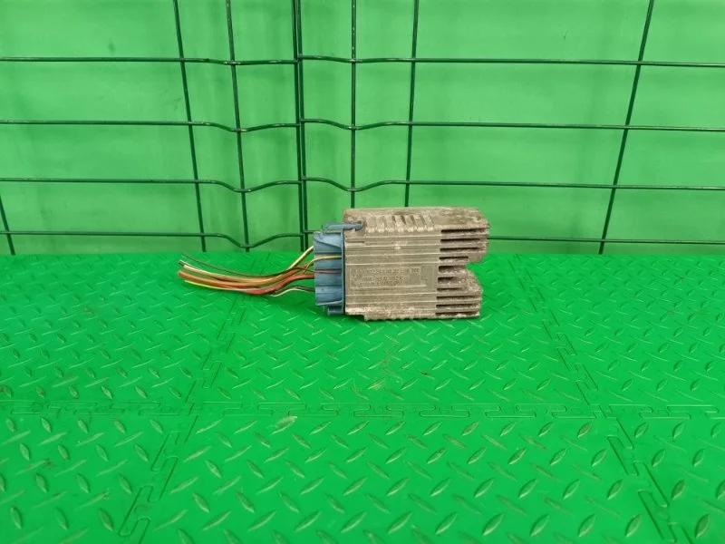 Блок управления вентилятором Mercedes-Benz W210