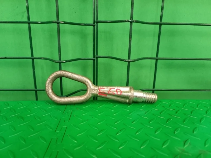 Крюк буксировочный BMW 5 E60