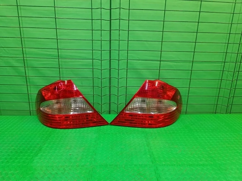 Фонарь Mercedes-Benz CLK 26/07/2007 W209