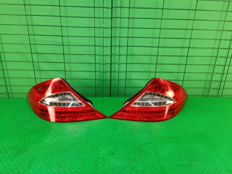 Фонарь Mercedes-Benz CLS 30/09/2008 W219