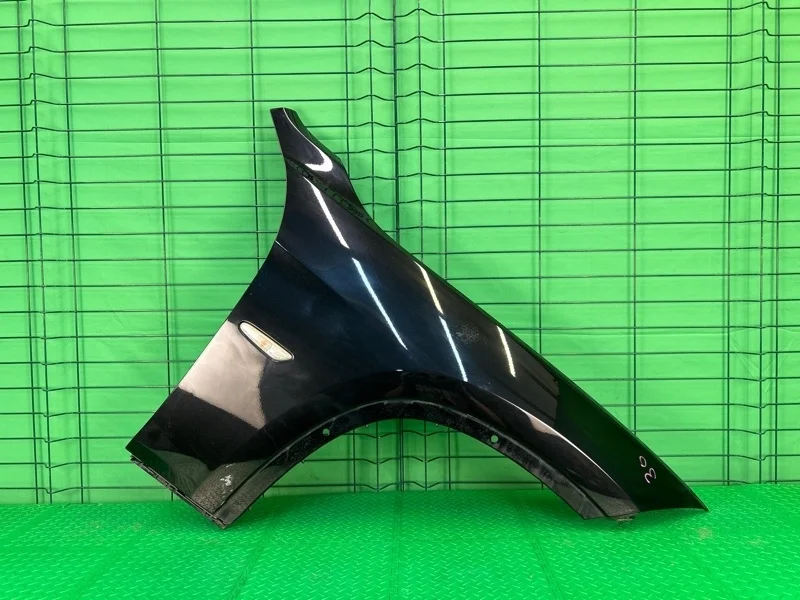 Крыло BMW X1 2012 E84