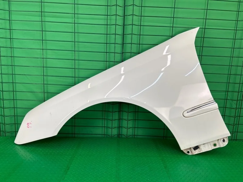 Крыло Mercedes-Benz CLK 26/07/2007 W209