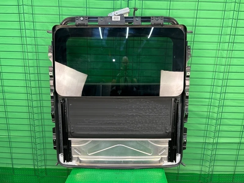 Люк в сборе электрический BMW 5 2008 E60