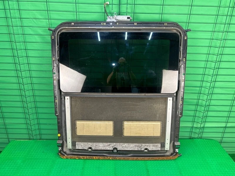 Люк в сборе электрический Mercedes-Benz 25/10/2002 W211