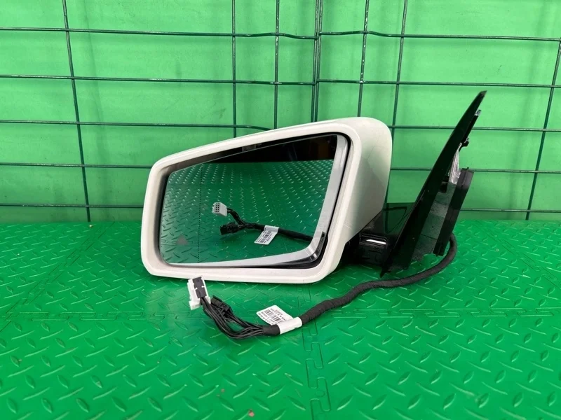 Зеркало электрическое Mercedes-Benz 20/12/2011 W212