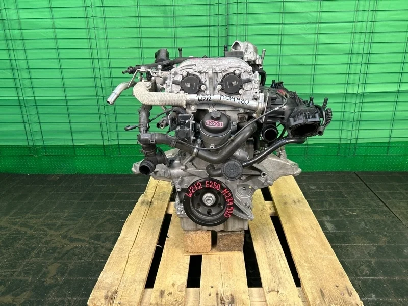 Двигатель Mercedes-Benz 16/07/2013 W212