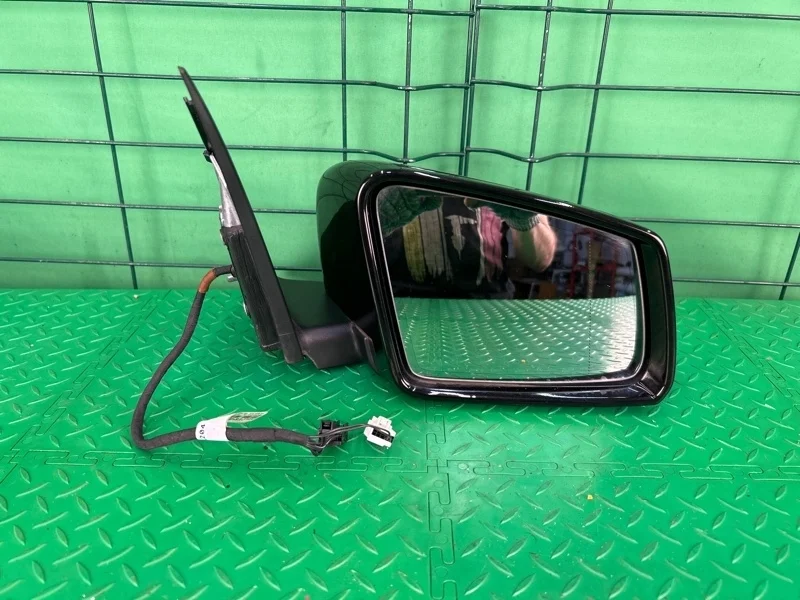 Зеркало электрическое Mercedes-Benz 05/10/2009 W204