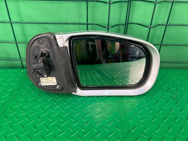 Зеркало электрическое Mercedes-Benz 26/09/2001 W210
