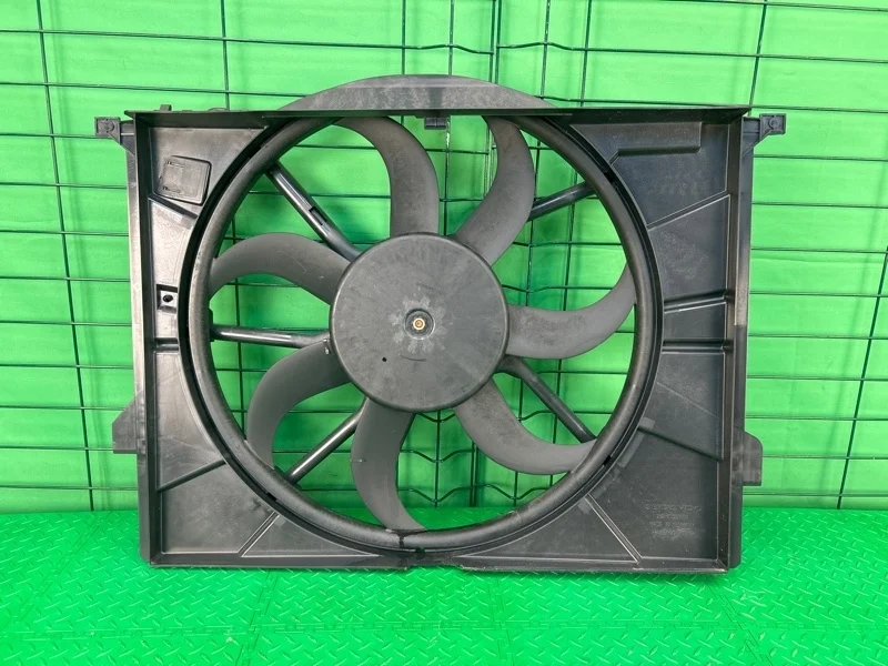 Вентилятор радиатора Mercedes-Benz 24/03/2006 W221