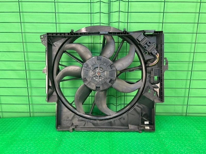 Вентилятор радиатора BMW X1 2012 E84
