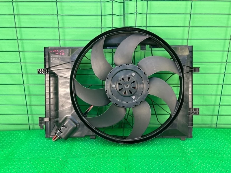 Вентилятор радиатора Mercedes-Benz 19/01/2005 W203