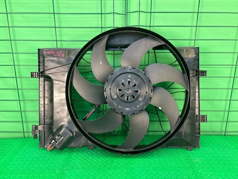 Вентилятор радиатора Mercedes-Benz 17/05/2005 W203