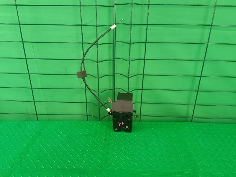 Замок багажника Mercedes-Benz CLS 30/09/2008 W219