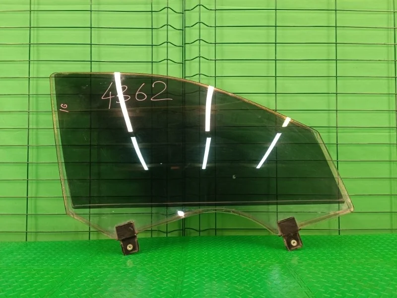 Стекло двери Mercedes-Benz 27/07/1999 W220