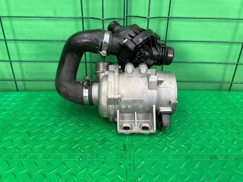 Насос водяной (помпа) BMW 5 2006 E60