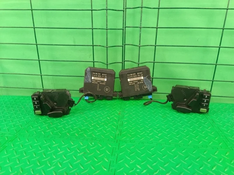 Блок управления сидением Mercedes-Benz CLK 10/11/1999 W208