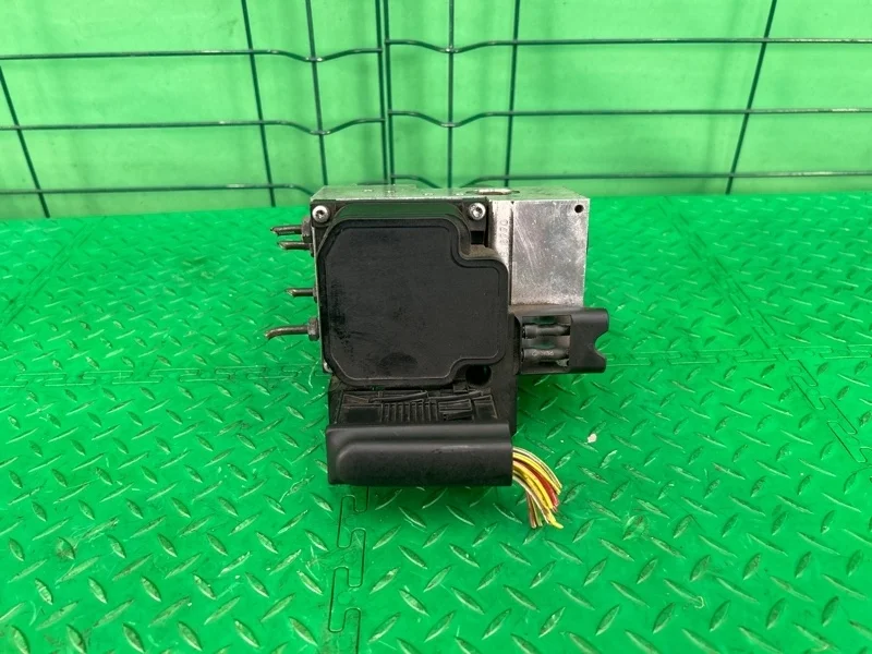 Блок abs Mercedes-Benz 18/07/2000 W210