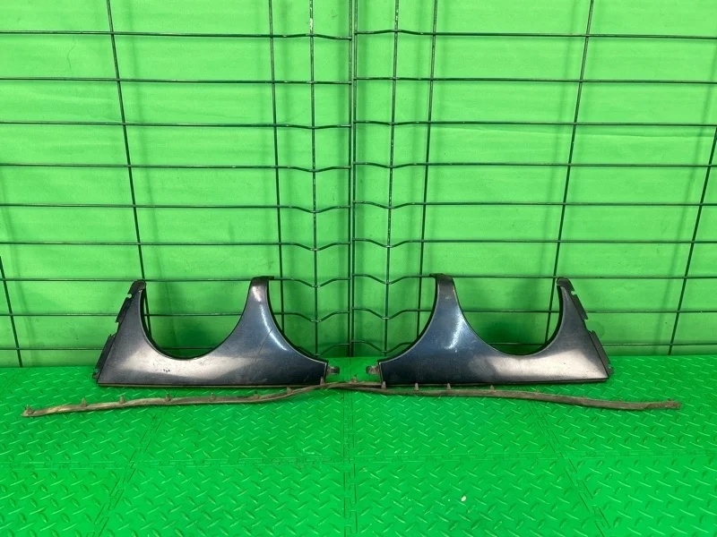 Ресничка фары Mercedes-Benz W210