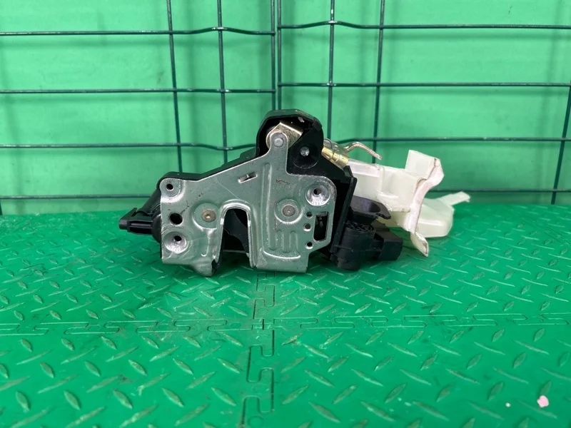 Замок двери Mercedes-Benz CLK 10/11/1999 W208