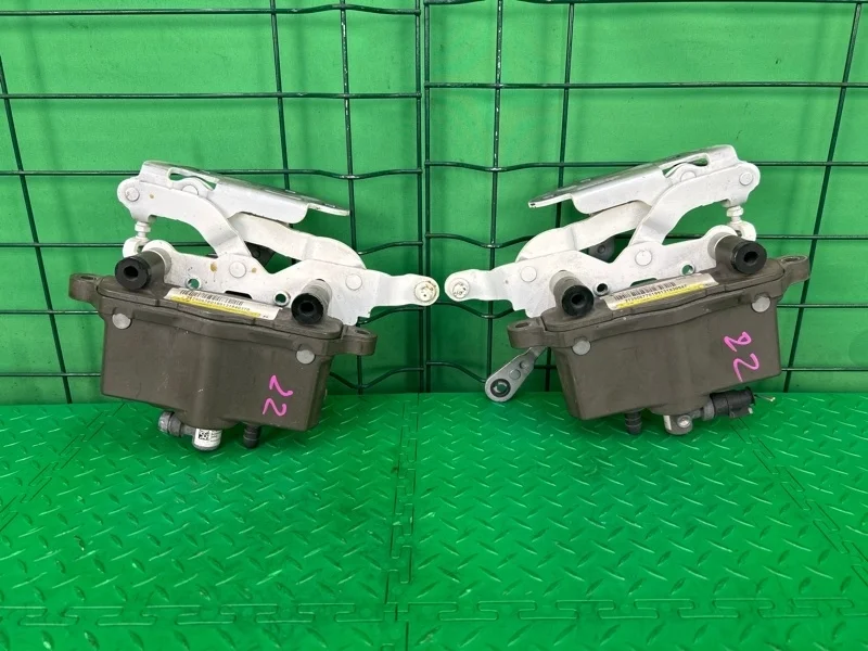 Петля капота Mercedes-Benz 16/07/2013 W212