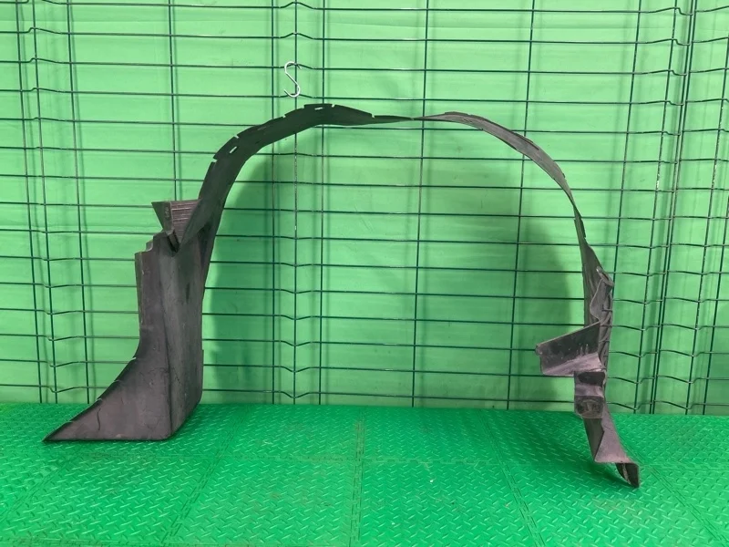 Подкрылок Mercedes-Benz 02/05/1996 W210