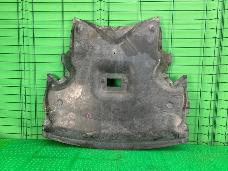 Защита двигателя Mercedes-Benz CLK 10/07/2006 W209