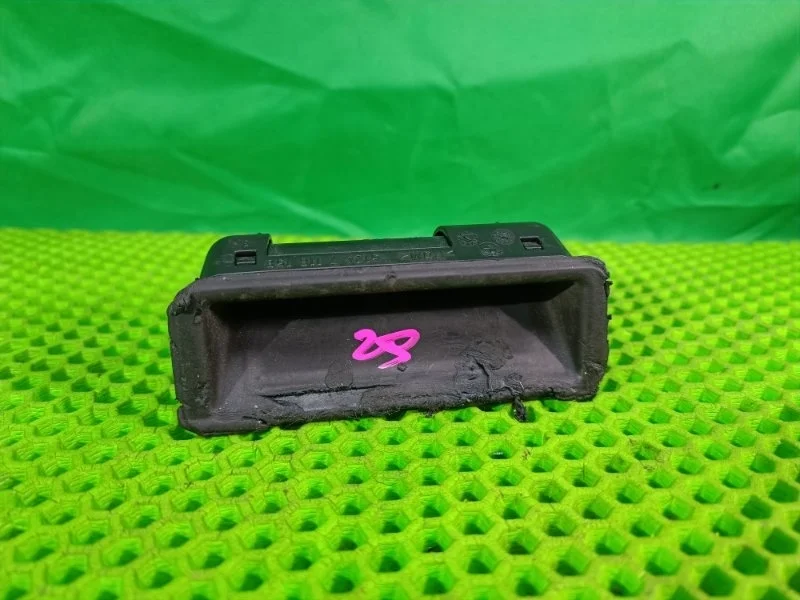 Кнопка открывания багажника BMW X5 2008 E70