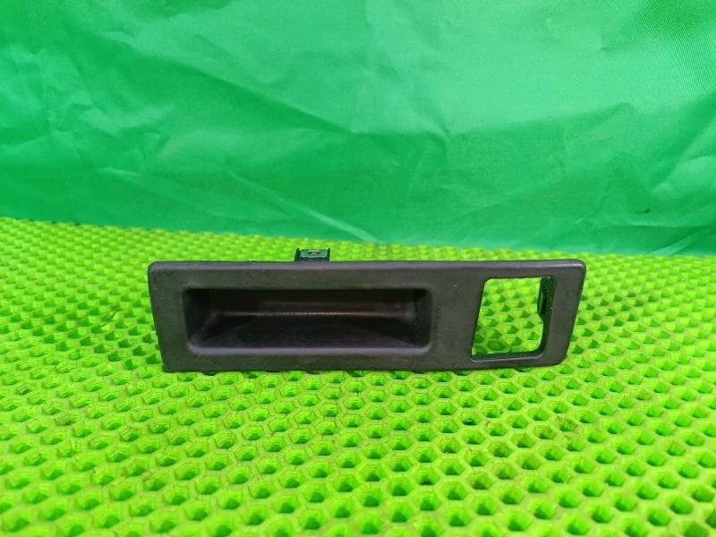 Кнопка открывания багажника BMW 5 2013 F10