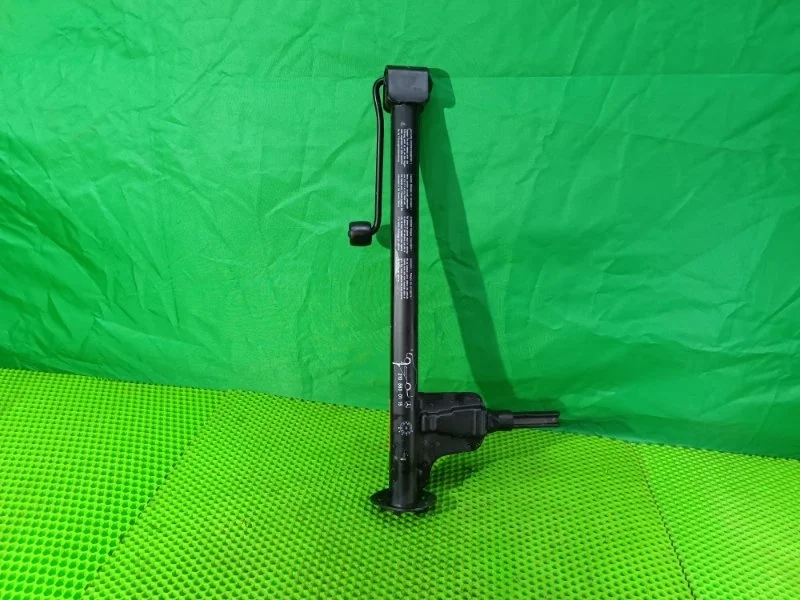 Домкрат Mercedes-Benz 18/07/2000 W210