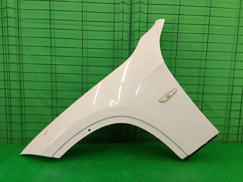 Крыло BMW X1 2011 E84