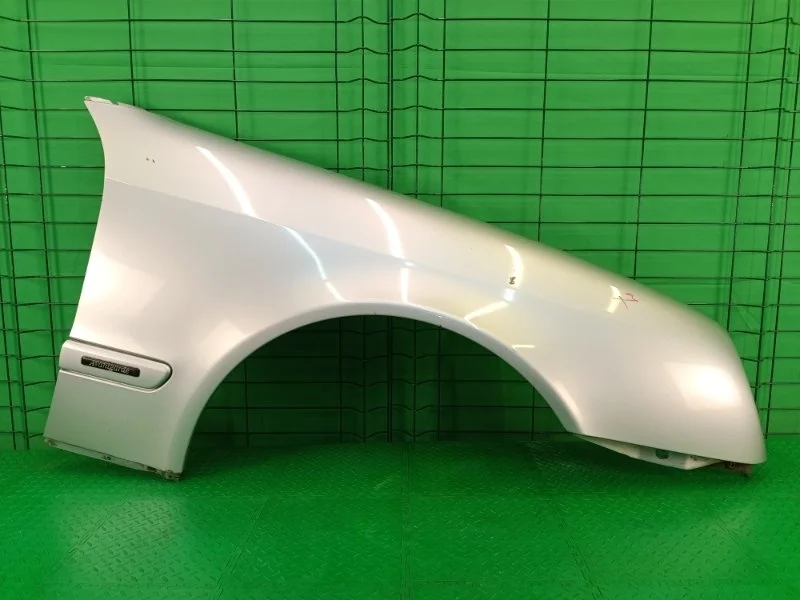 Крыло Mercedes-Benz CLK 10..2000 W208