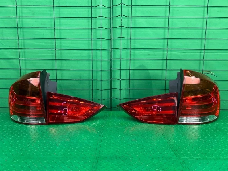 Фонарь BMW X1 2011 E84