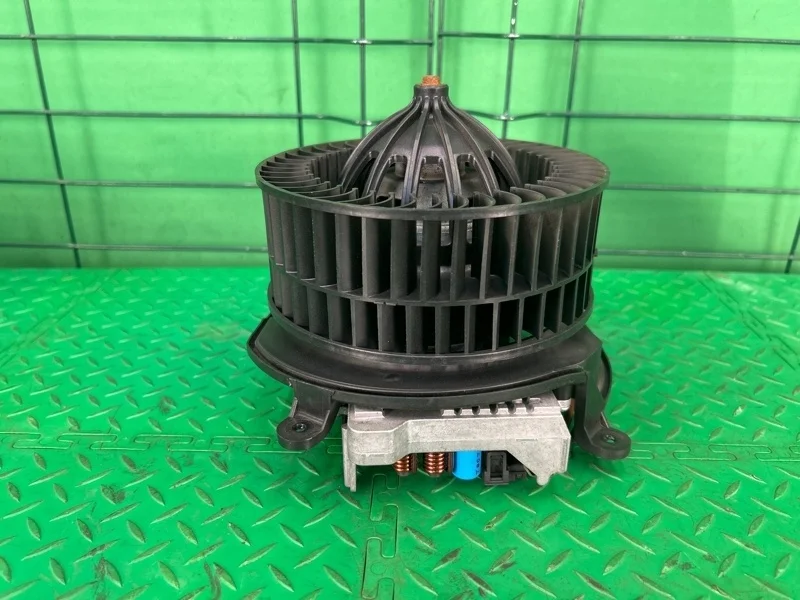 Моторчик отопителя Mercedes-Benz 06.10.2007 W211