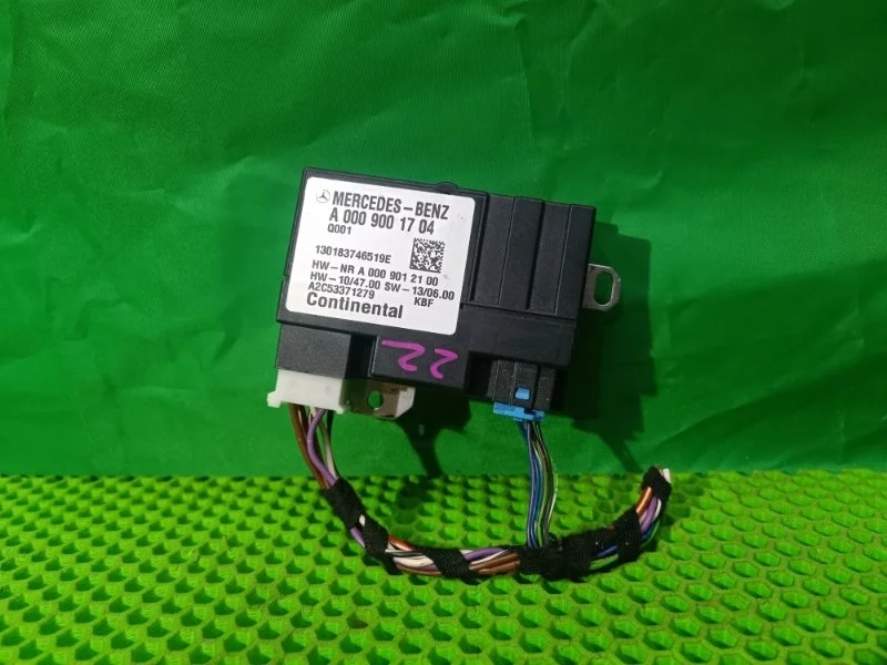 Блок управления топливным насосом Mercedes-Benz 16/07/2013 W212