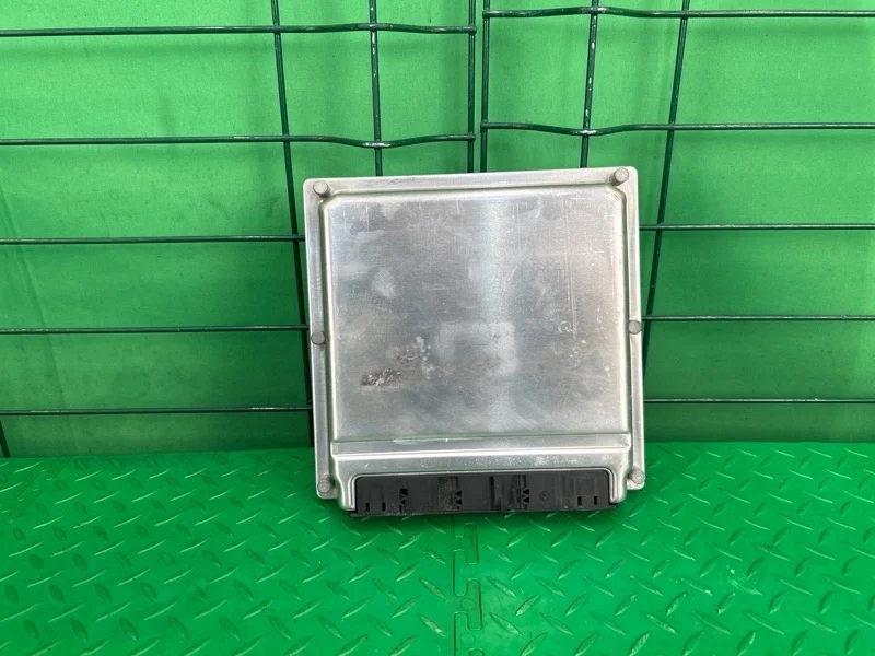 Блок управления двс Mercedes-Benz 25/10/2002 W211