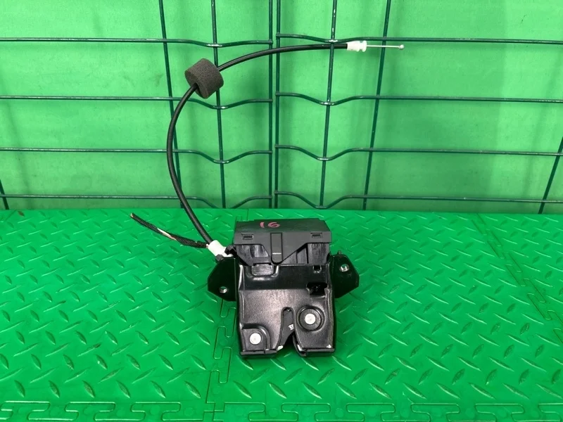 Замок багажника Mercedes-Benz 21.06.2007 W211