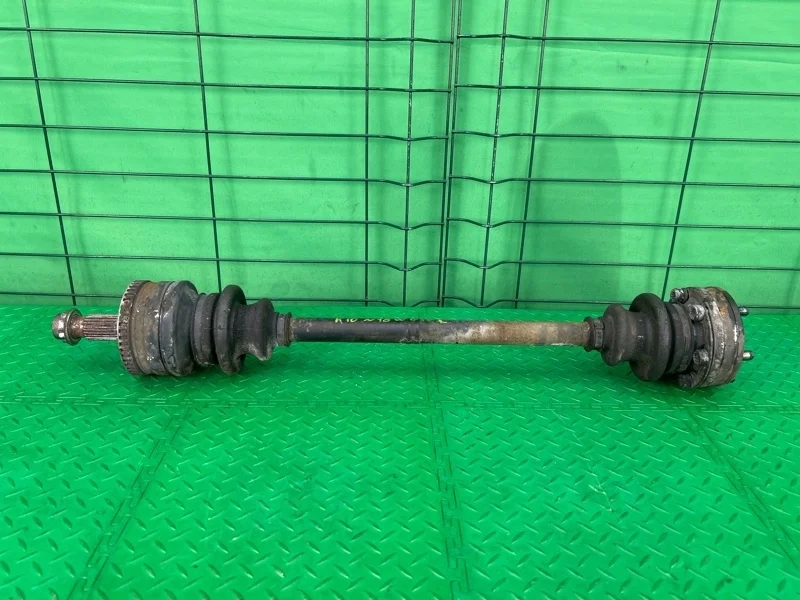 Привод Mercedes-Benz 02/05/1996 W210