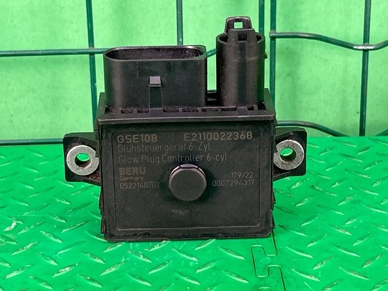 Реле свечей накала BMW X5 E70