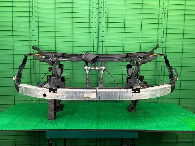 Панель (телевизор) Mercedes-Benz 04.03.2008 W211