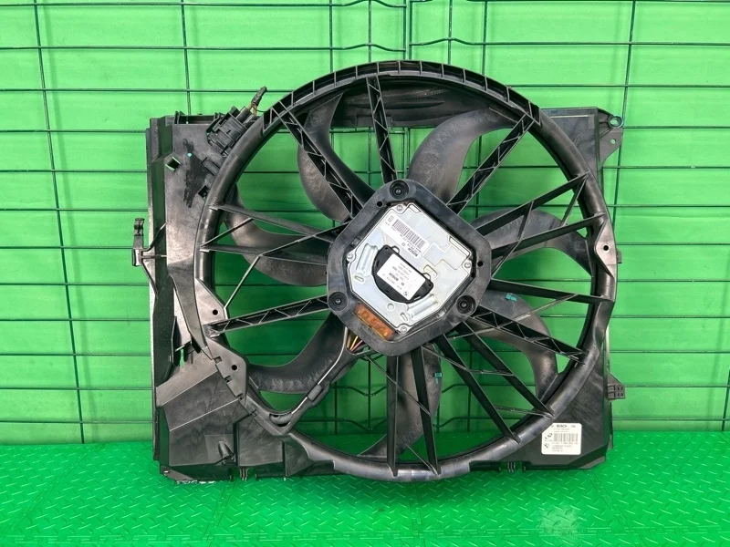 Вентилятор радиатора BMW 3 2011 E90