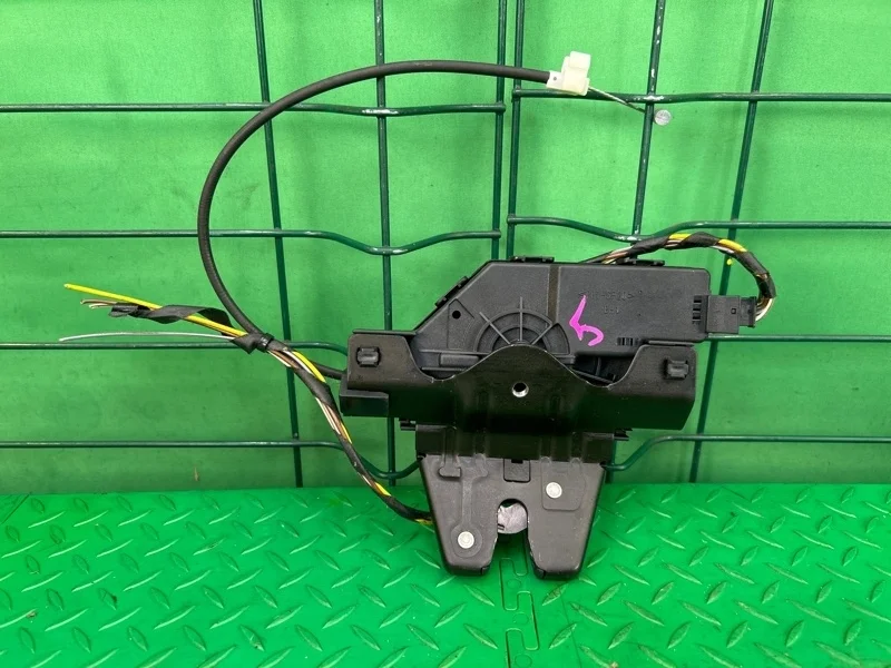 Замок багажника BMW 5 2003 E60