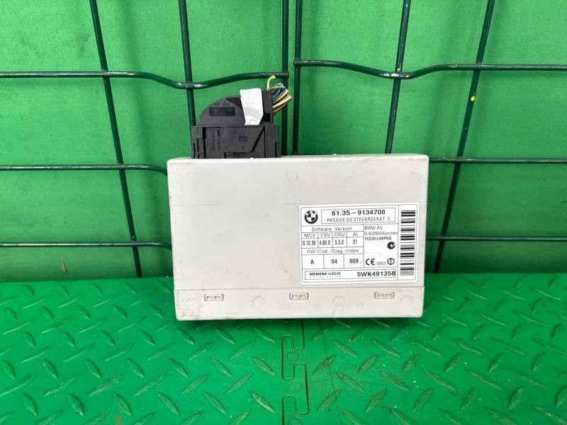 Блок управления центральным замком BMW 3 2011 E90