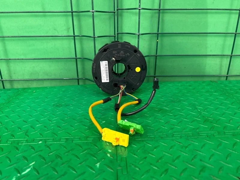 Шлейф руля Mercedes-Benz 31.01.2005 W203