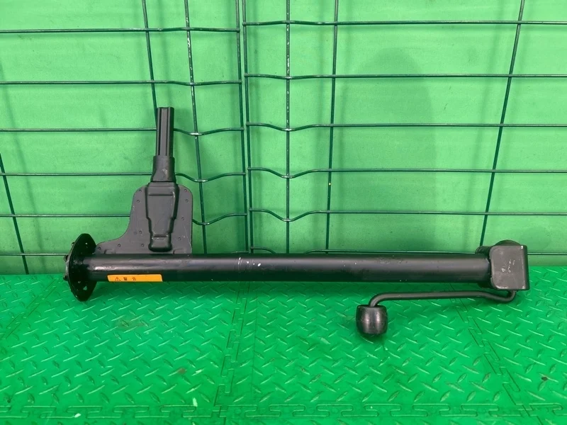 Домкрат Mercedes-Benz 06.07.1999 W210