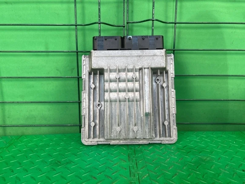 Блок управления двс BMW 5 2007 E60